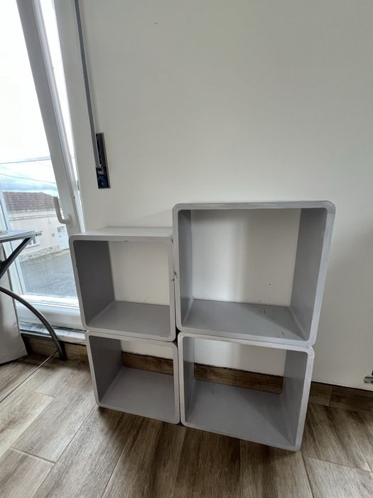 Cubos/Prateleiras em Madeira