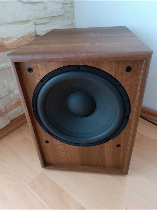 Subwoofer aktywny Auna 300