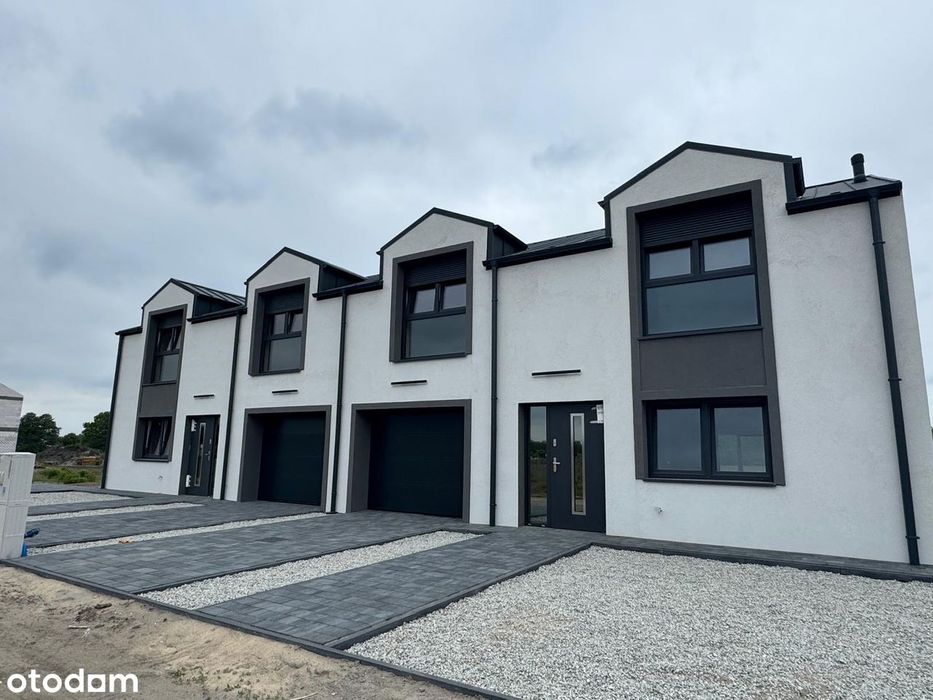 Nowoczesny dom z ogrodem i garażem – Sierosław, 149 m², bezpośrednio