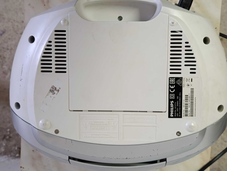 Radio Philips z odtwarzaczem CD i magnetofonem kasetowym