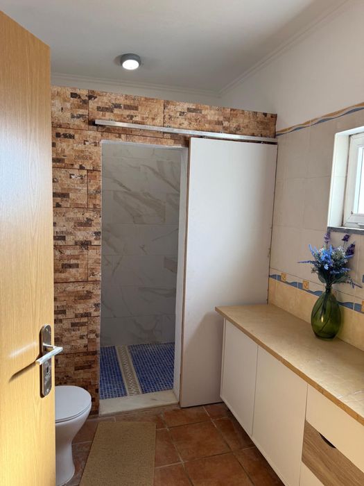 Casa no centro de uma Aldeia no concelho de Moura