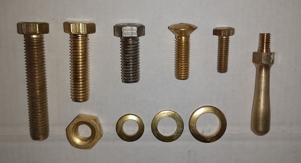 Латунный крепеж М 10 и М 8.