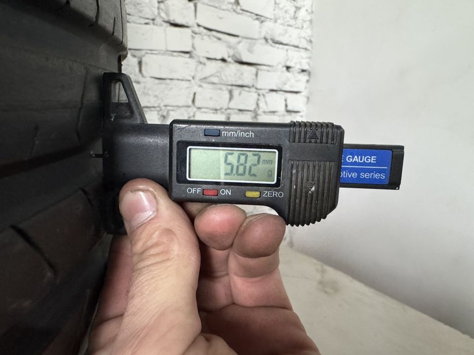 Літні шини PIRELLI 245/45 R19