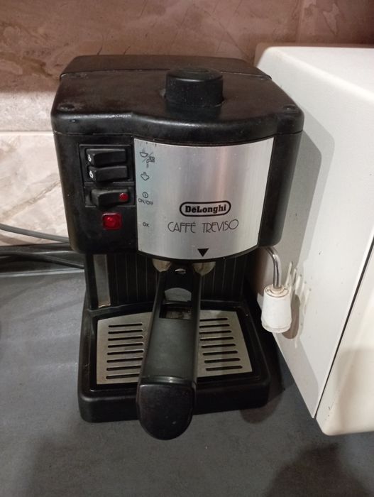 кавомашина delonghi caffe treviso