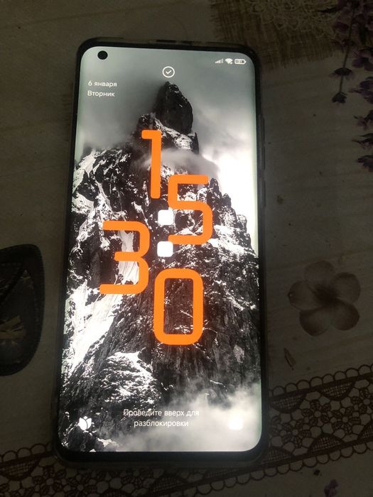 обменяю или продам  mi10 5g 256 гб