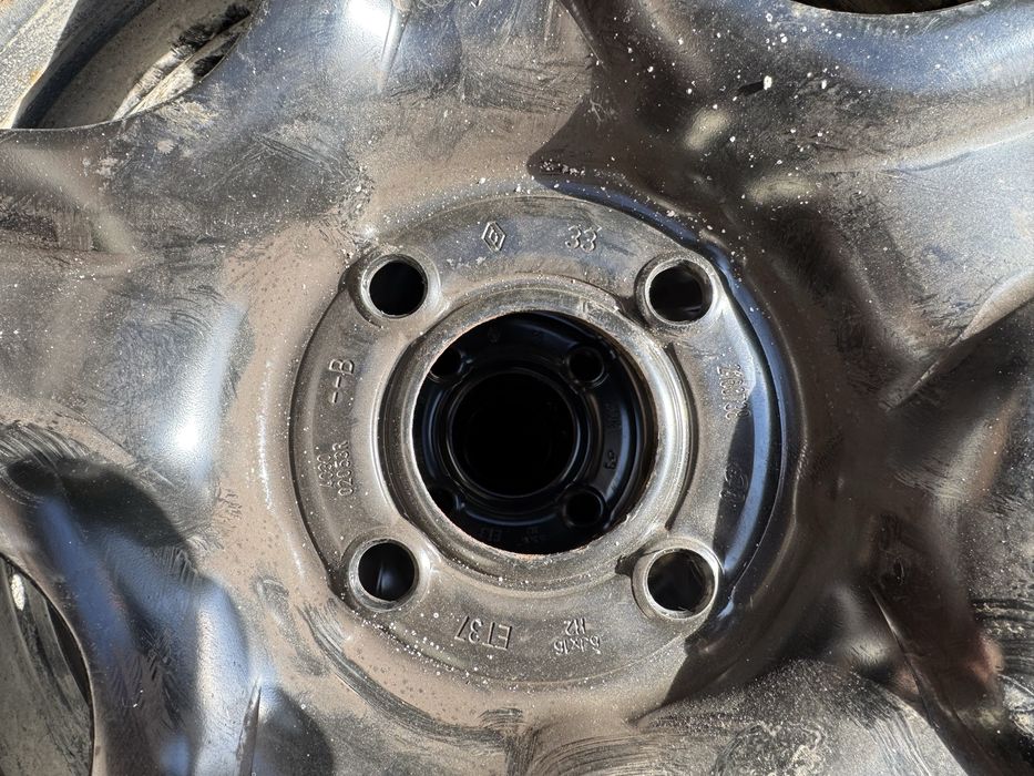 Felgi stalowe renault dacia 16 cali