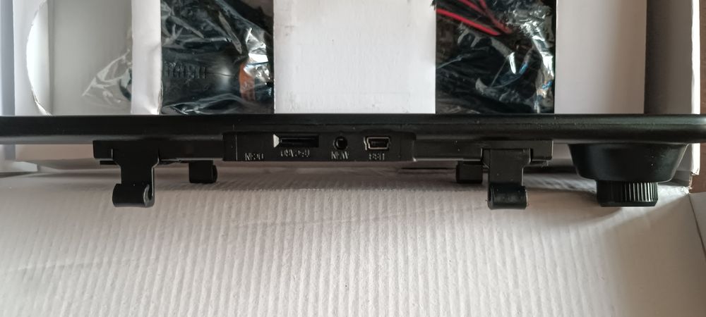 Дзеркало-відеореєстратор