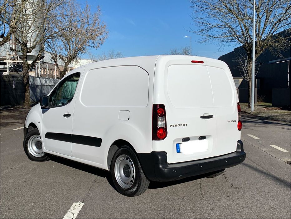 Peugeot Partner 1.6 Hdi 100cv AC/3Lugs./Garantia