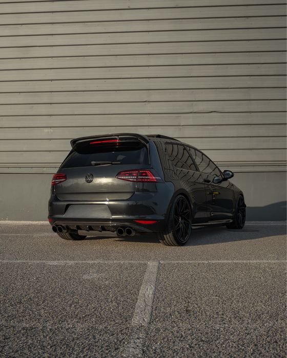VW Golf 7 GTi DSG 2.0 TSi - Full Extras