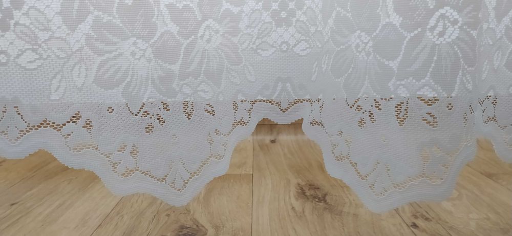 Ładna duża firana 4m x 2,30m