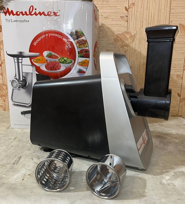 Moulinex ME307832 М'ясорубка 1600Вт Соковижималка Насадки