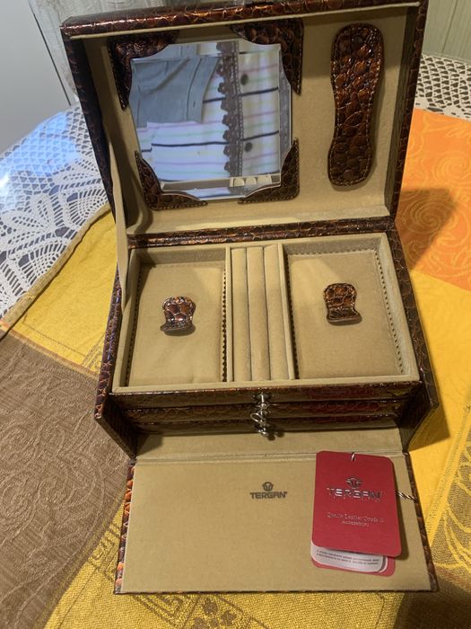 Винтажная шкатулка - саквояж для украшений бренд TERGANкожаная подарок