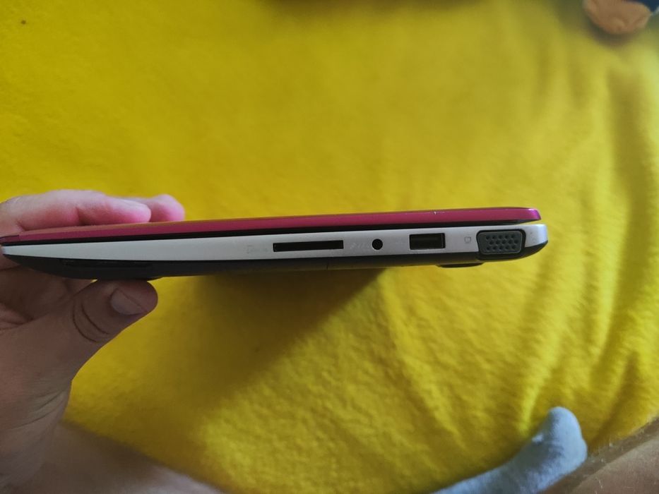 Ноутбук Asus s200e