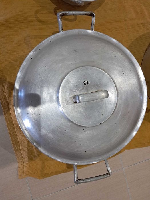 Panela alumínio grande