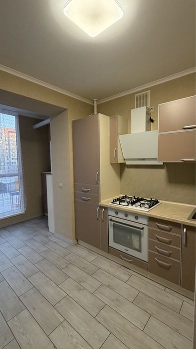 Оренда. Двокімнатна квартира р-н. Митниця, ЖК «Сімейний»