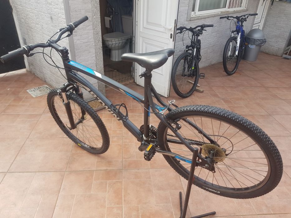 Bicicleta roda 26 rockrider quadro L impecável