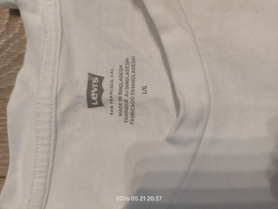 Biały t-shirt męski Levi's rozmiar L