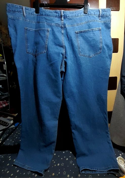 Ого-го какой размерчик мужской джинсовый комбинезон большой размер.