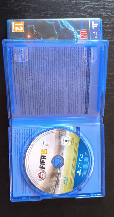 One punch man/Fifa 15 PlayStation 4