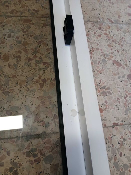 Janela em alumínio.