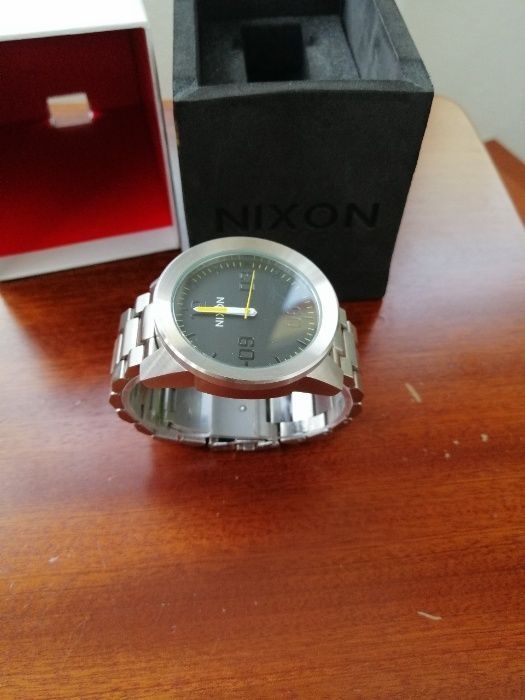 Relógio de pulso Nixon Corporal SS Take Charge
