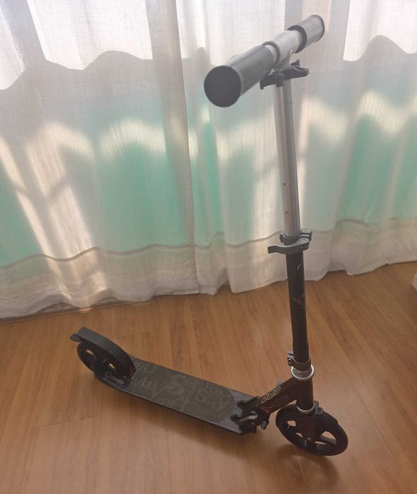 Trotinete não motorizada