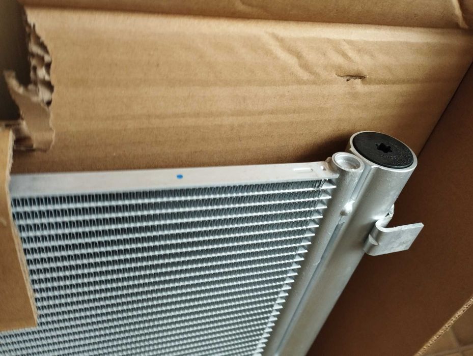 BMW X3 G01 X4 G02 X5 G05 X6 G06 G07 радіатор кондиціонера 64539473848