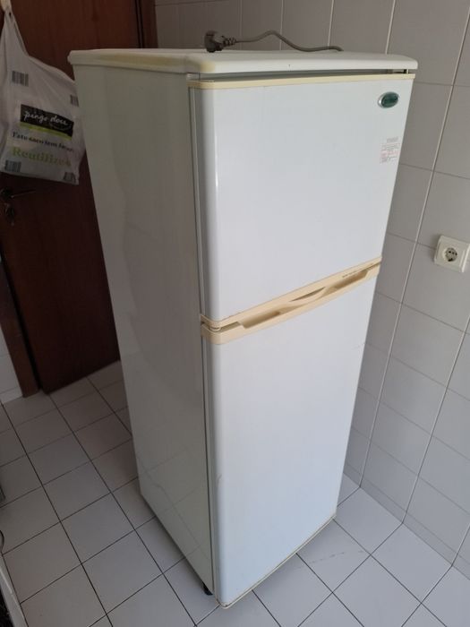 Frigorífico com possibilidade de entrega ao domicílio