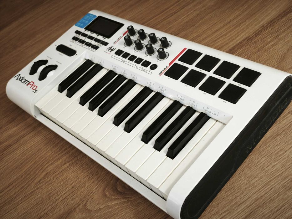 M-Audio Axiom Pro 25