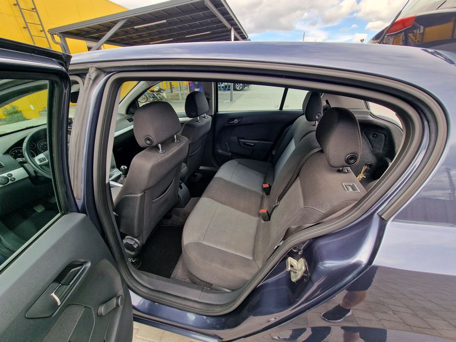 Opel Astra H 2009 рік