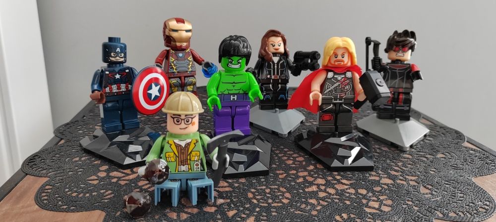 Figurki Avengers 9cm wysokości duże