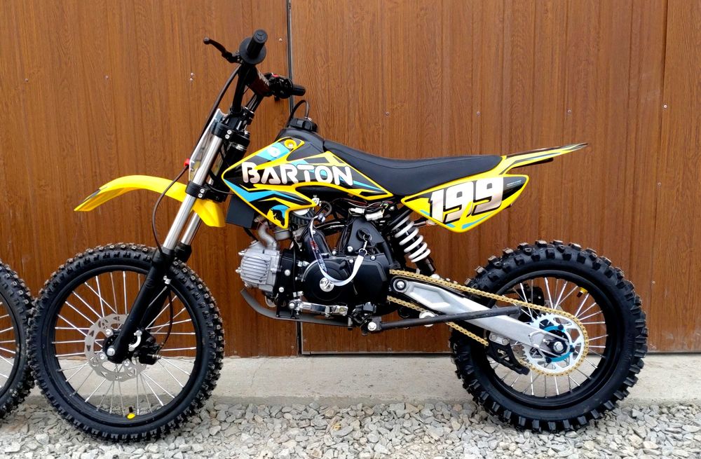 Wyprzedaż rocznika Cross Barton DB 125 KXD nowy 2025 rozrusznik mrf