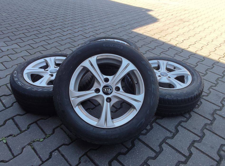 15" 6.5J 4x114.3 komplet alufelg  Kia Hyundai Nissan Toyota Subaru