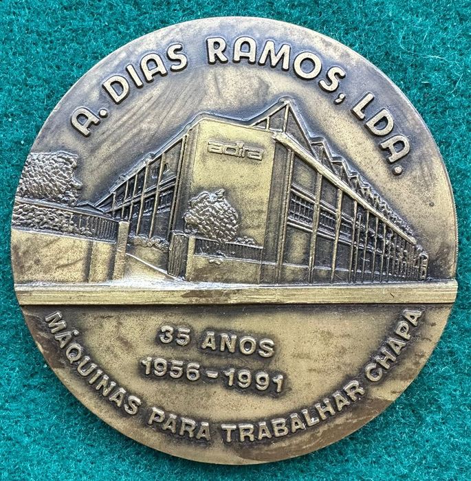 Medalha comemorativa em bronze