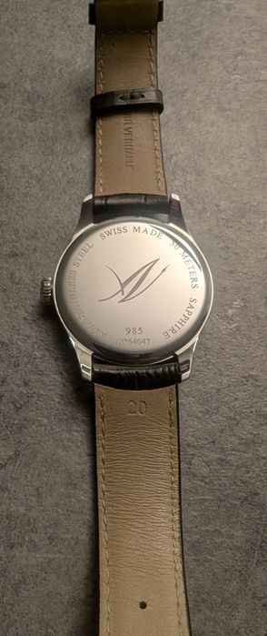 Aerowatch Les Grandes Classiques Automatique 60979-AA01