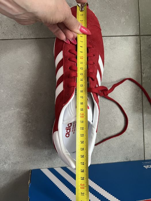 Продам оригинальные кросовки