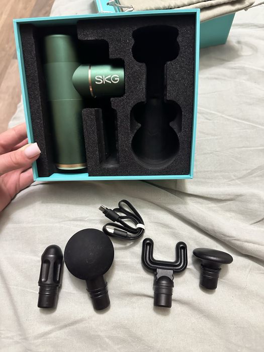 Масажер SKG для тіла з 4 насадками