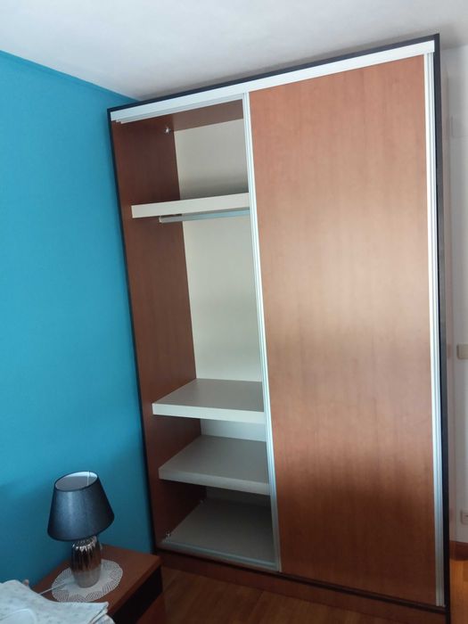 Roupeiro  em branco ou em linho