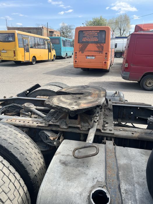 Продам сідло jost  з плитою
