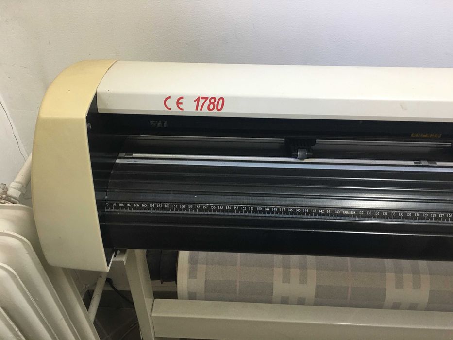 Ploter tnąco rysujący 1780mm