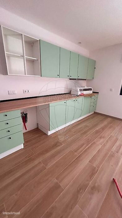 Moradia T5 para venda