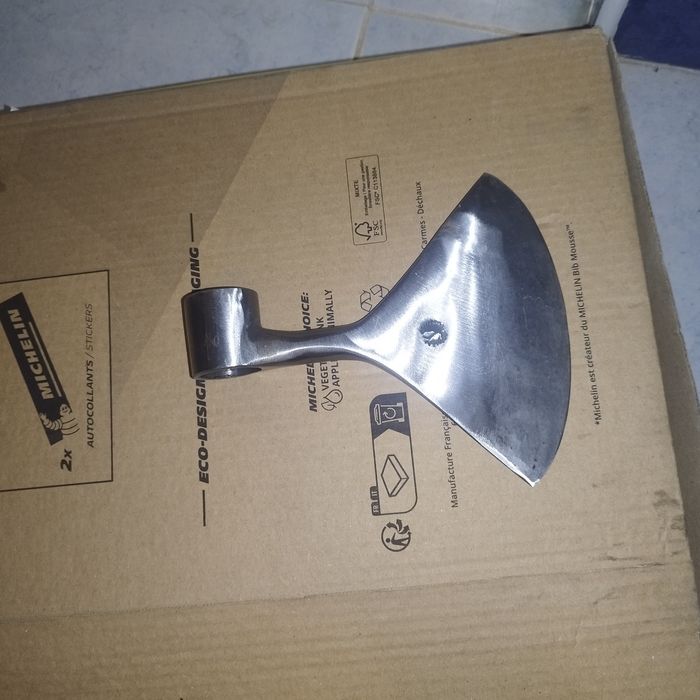 Machada de tirar cortiça