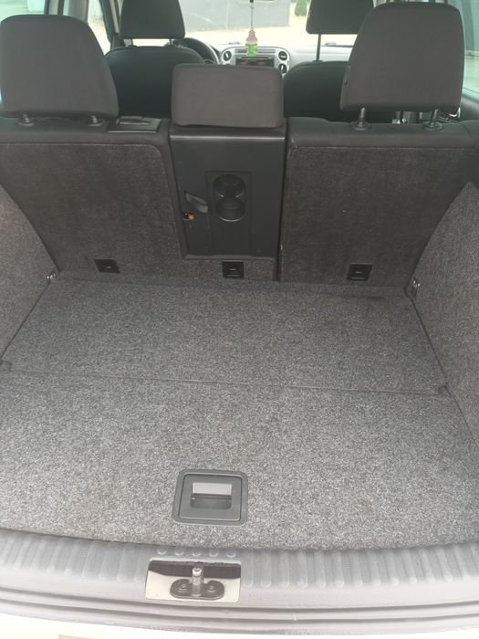 Продаєтьця хороше авто тільки пригнане