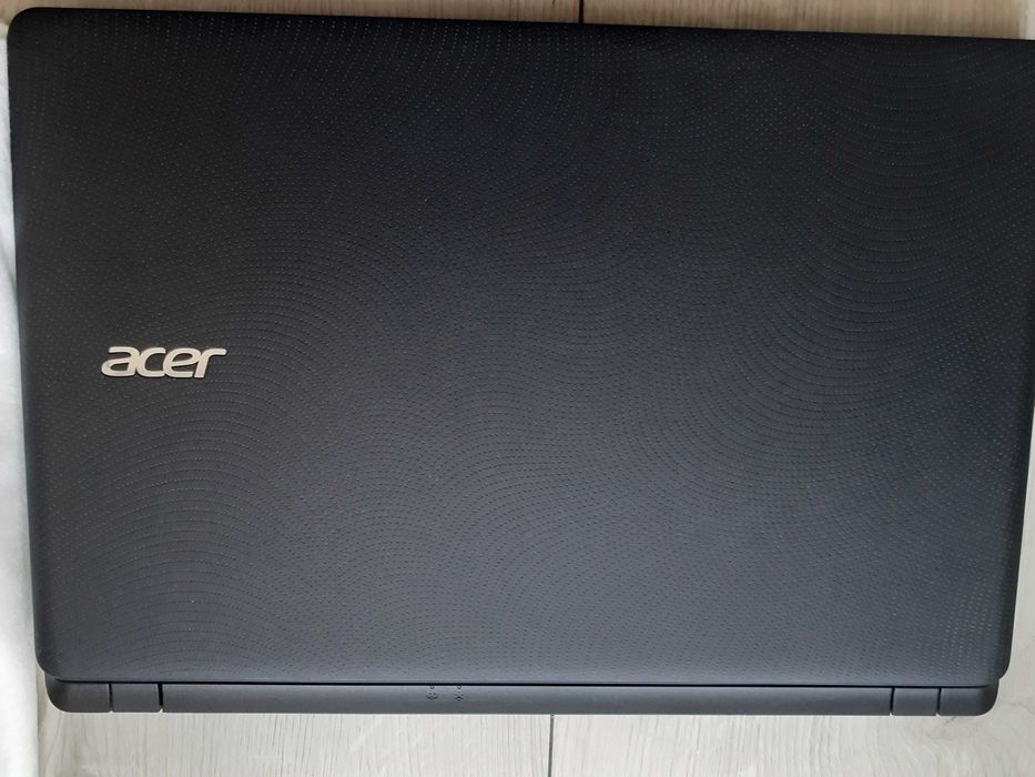 Laptop Acer Aspire ES 15- stan bardzo dobry.