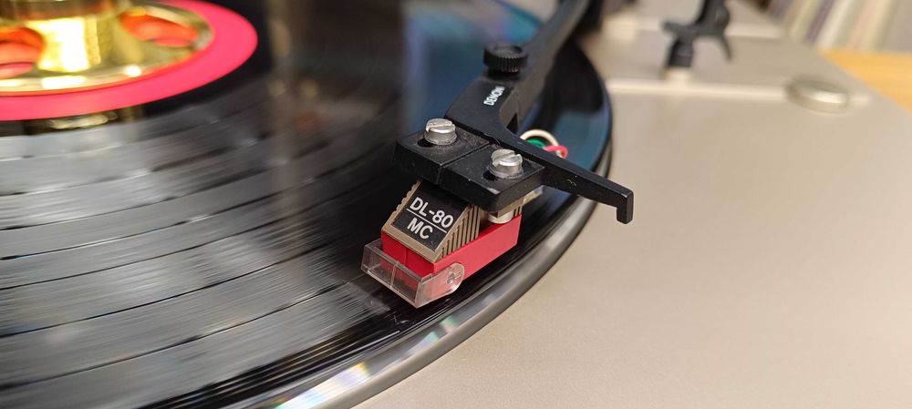 Вініловий програвач  DENON DP-23F (відео роботи )-МС-картридж -DL-80