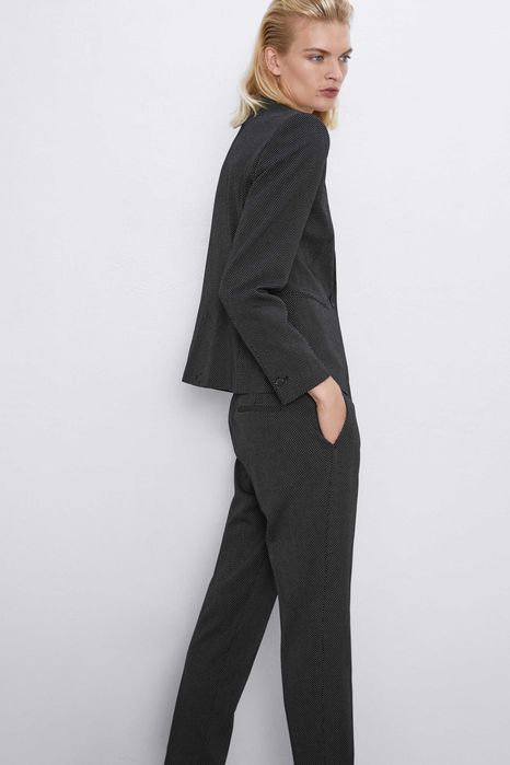 Blazer Bolinhas Preto e Branco Zara - NOVO COM ETIQUETA