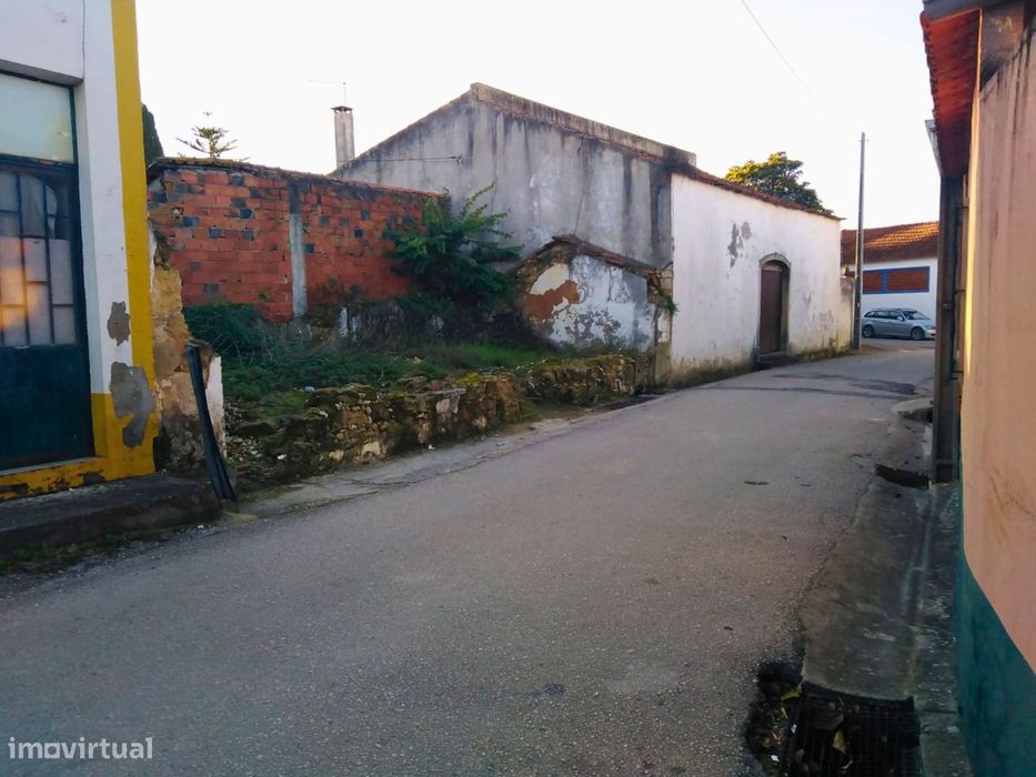 Terreno para construção, em Trêmes