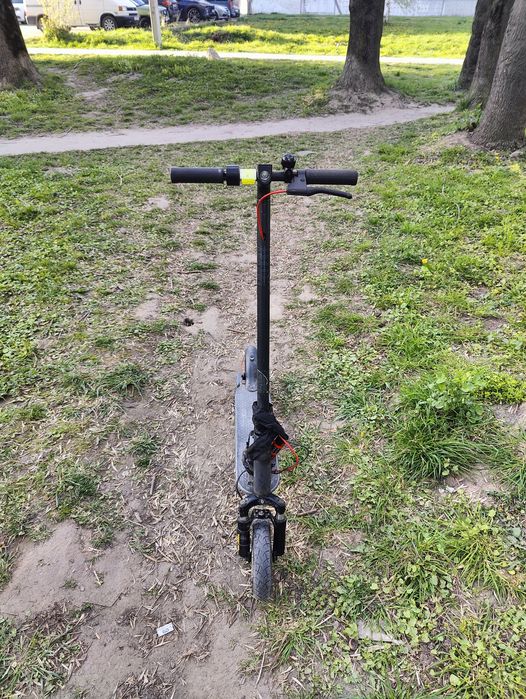 Проїжджає 90км електросамокат Xiaomi mi electric scooter pro