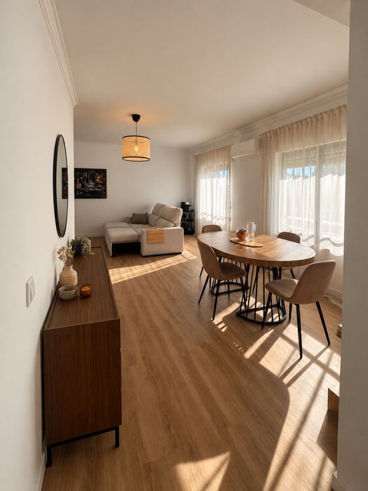 T3 Totalmente remodelado, garagem privatica e arrecadacao