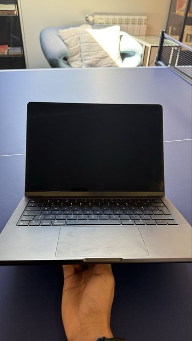 MacBook Pro M5 | 16GB RAM | 1TB SSD | Pouquíssimo uso